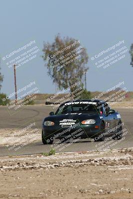 media/May-01-2022-CalClub SCCA (Sun) [[03a481c204]]/Group 5/Qualifying (I5)/